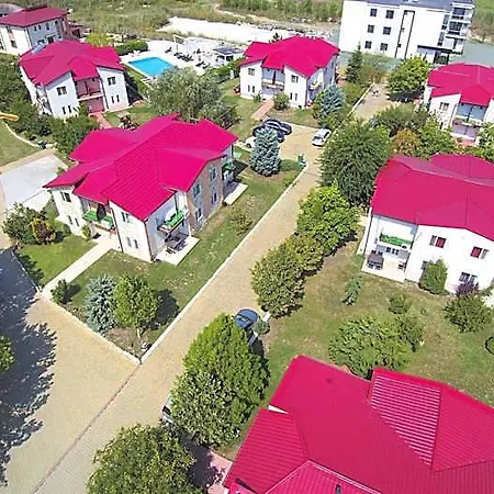 Club De Vacanta Corabia Piratilor - Family Mamaia Nord Hotel 3*
